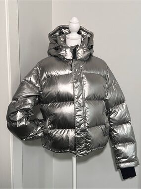 The Super Puff Metallic Puffer Jacket - THE SUPER PUFF Zipper